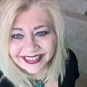 Meet your Posher, Pam